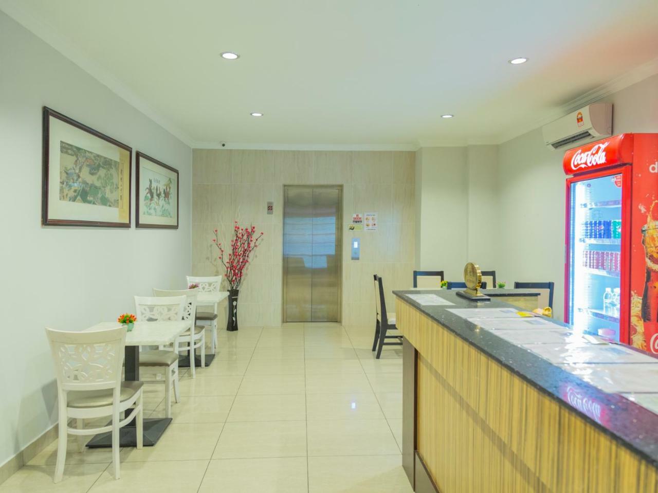 Summer Hotel Kota Kinabalu Exterior foto